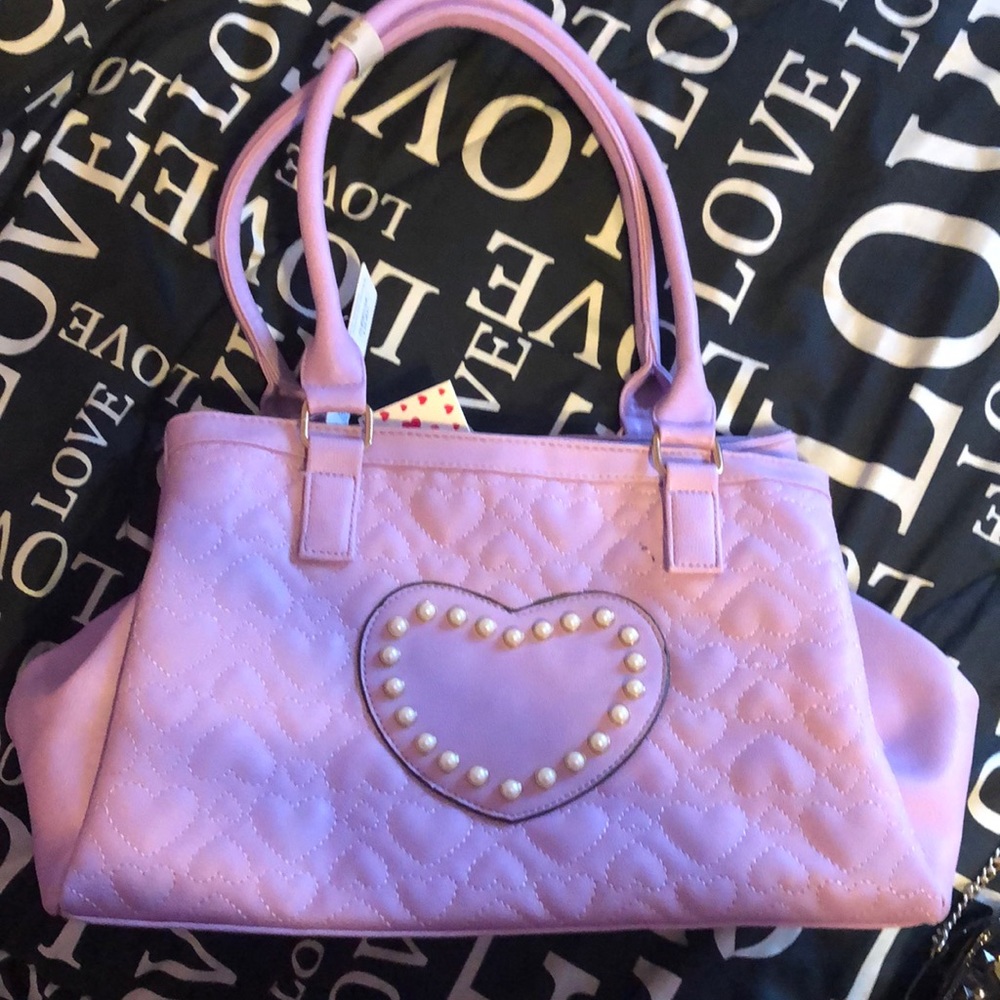 Purple pearl purse!